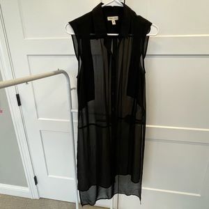UO Silence + Noise Black Collared Sheer Sleeveless Maxi Button Down Sz Small